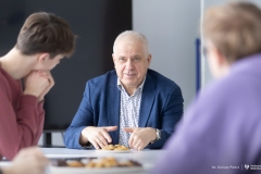 2026-01-28-Kawka-z-profesorem-fot-Dariusz-Piekut-PB