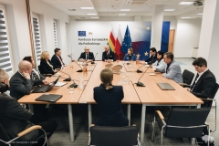 30.01.2026-Spotkanie-dotyczace-inteligentnych-specjalizacji-paktu-oraz-nowych-inicjatyw-38